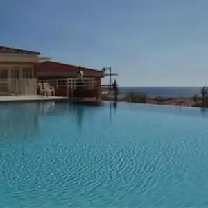  Appartement 3 Pièces Vue Mer, Parking + Piscine