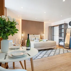  Appartement Renting - Massena - Luxe - Jacuzzi - Terrace - King Bed - Ac